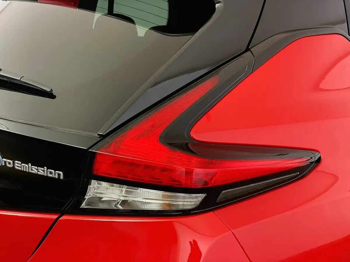 2019-nissan-leaf-e-n-connecta-big-37