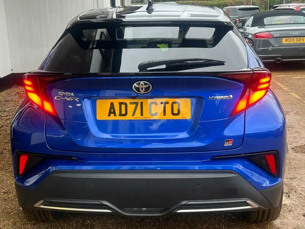 2022-toyota-c-hr-18-vvt-i-gr-sport-big-8