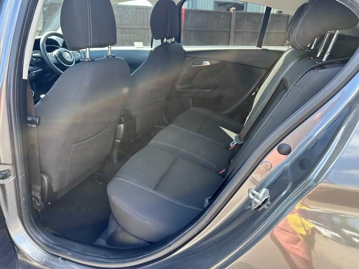 2021-fiat-tipo-10-life-hatchback-big-17