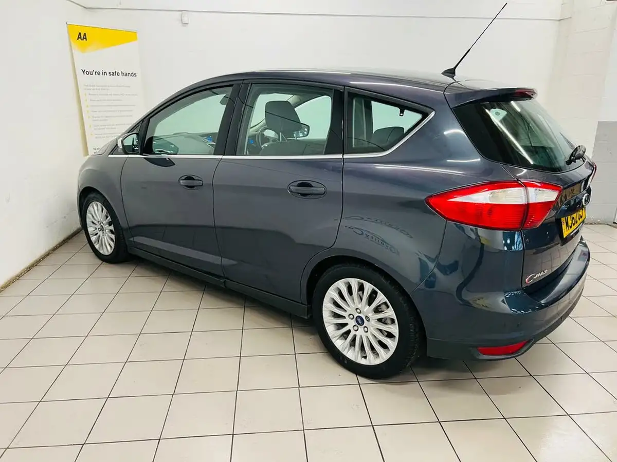 2012-ford-c-max-20tdci-titanium-powershift-big-3