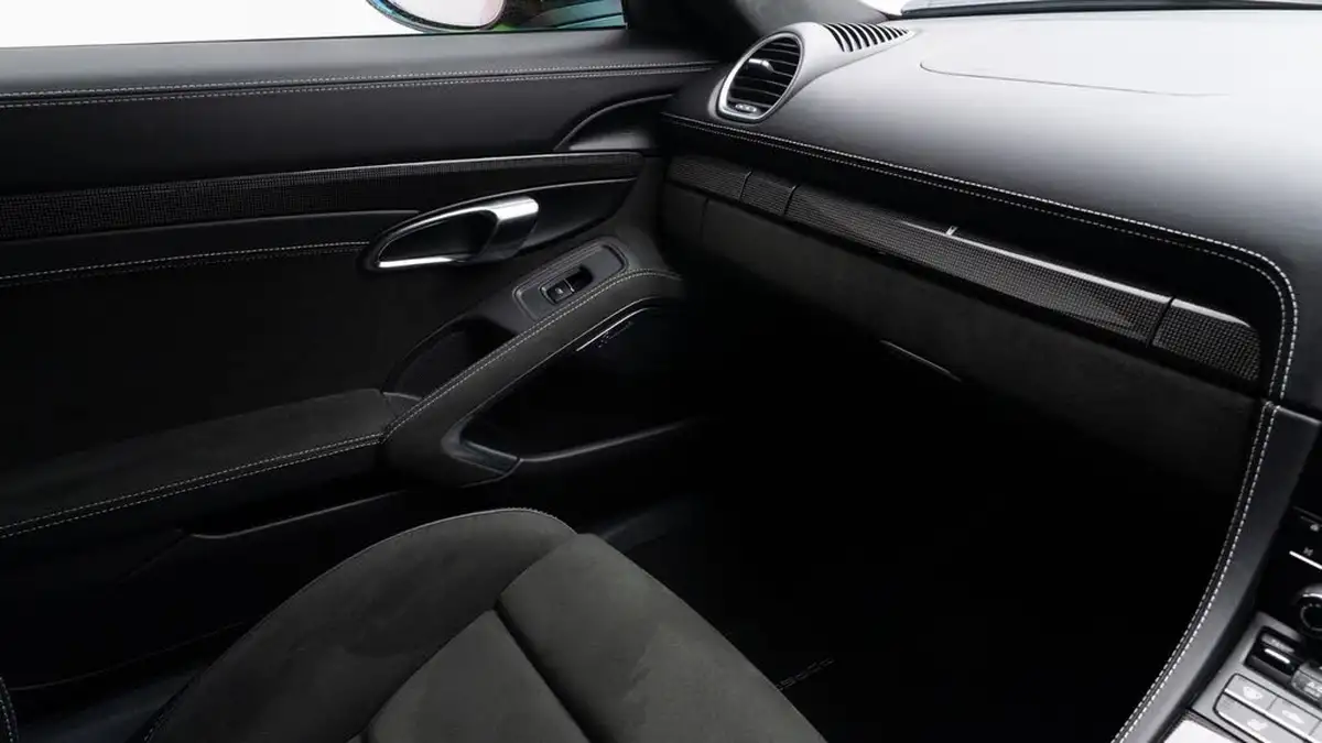 2022-porsche-cayman-718-40-cayman-gts-40-big-28