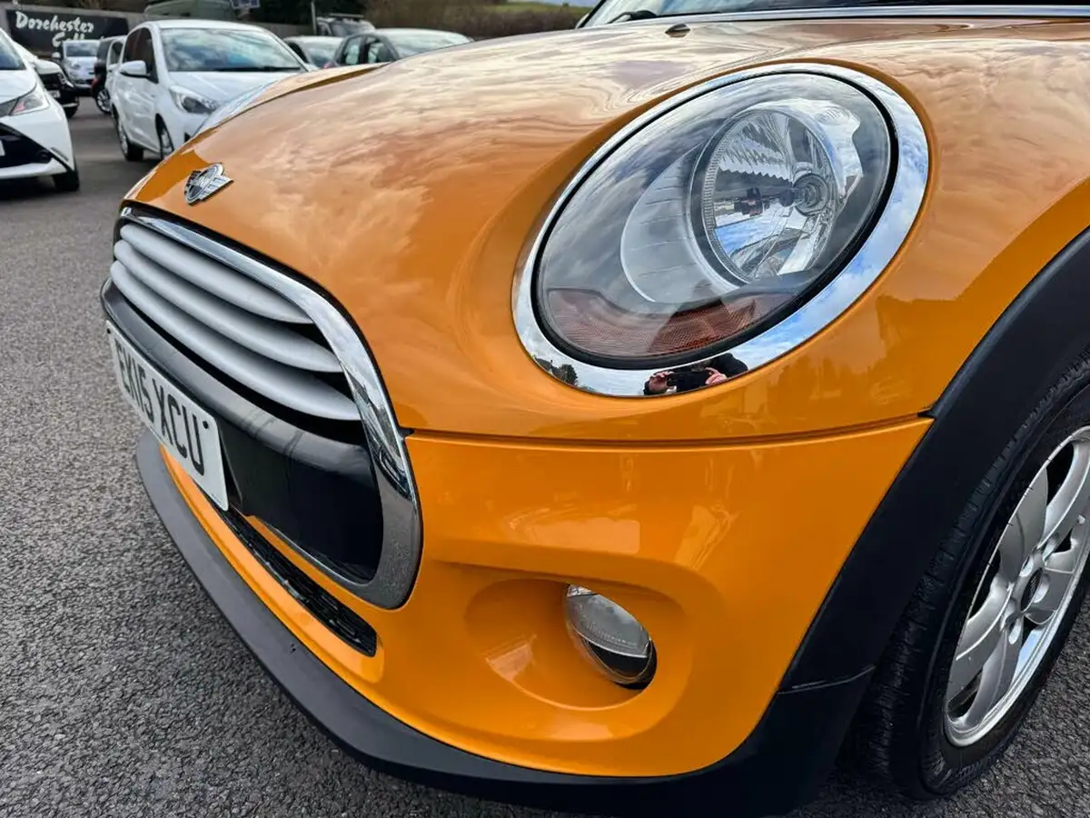 2015-mini-cooper-15-cooper-5d-auto-big-28
