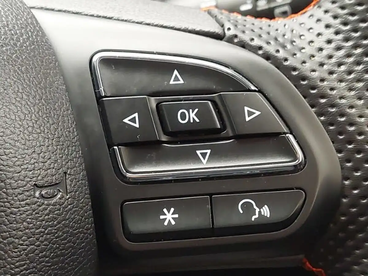 2024-mg-zs-suv-10t-gdi-exclusive-auto-big-18