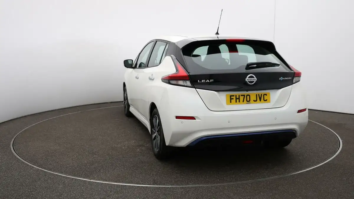 2021-nissan-leaf-e-acenta-big-58