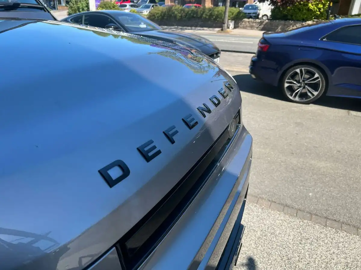 2021-land-rover-90-defender-30-d250-se-big-72