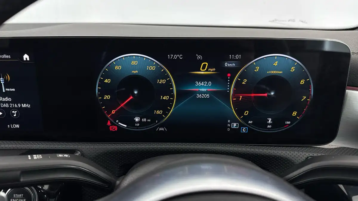 2022-mercedes-benz-cla-13-cla-180-amg-line-premium-plus-coupe-4d-big-12