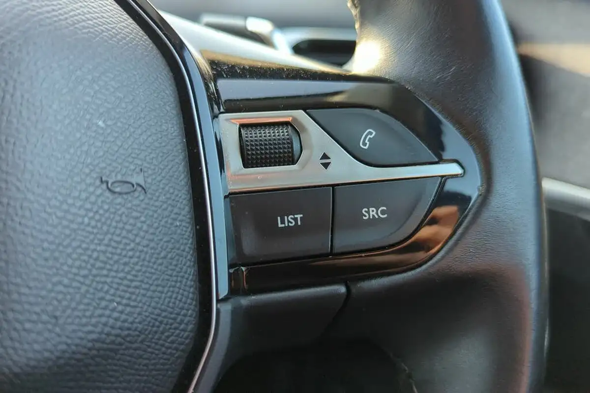 2022-peugeot-3008-suv-15-bluehdi-allure-premium-eat8-big-22