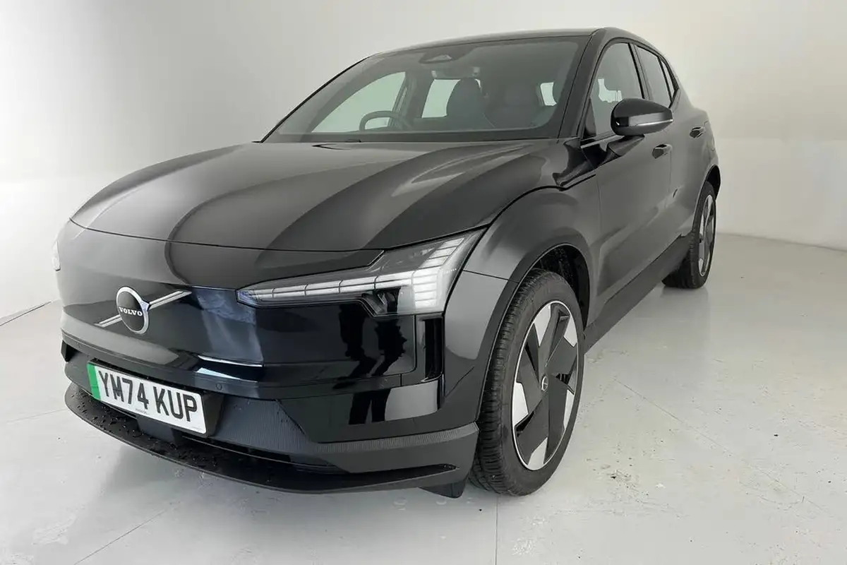 2024-volvo-ex30-e-single-motor-plus-extended-range-big-25