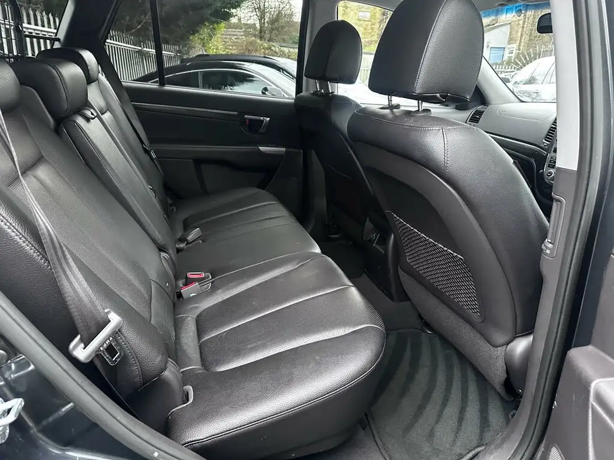 2012-hyundai-santa-fe-22td-premium-5st-big-19