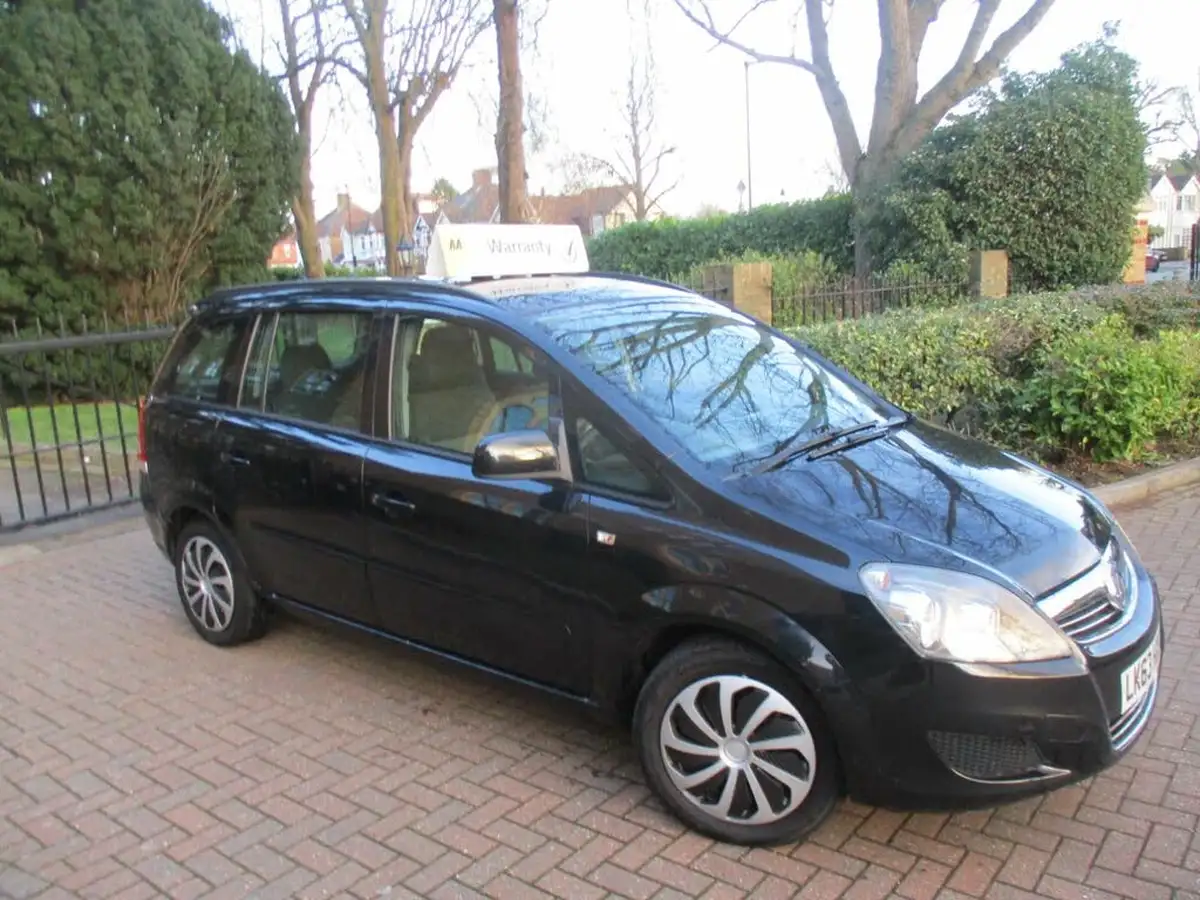 2013-vauxhall-zafira-16-exclusiv-big-2