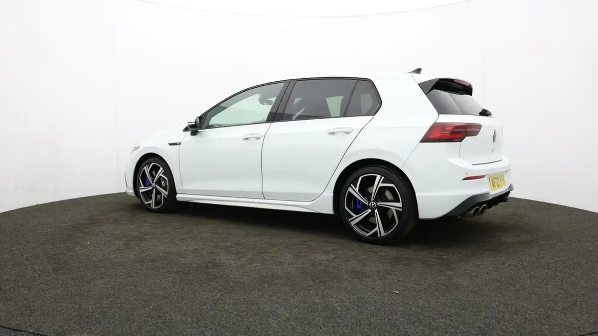 2023-volkswagen-golf-20-tsi-r-320ps-hatchback-big-72