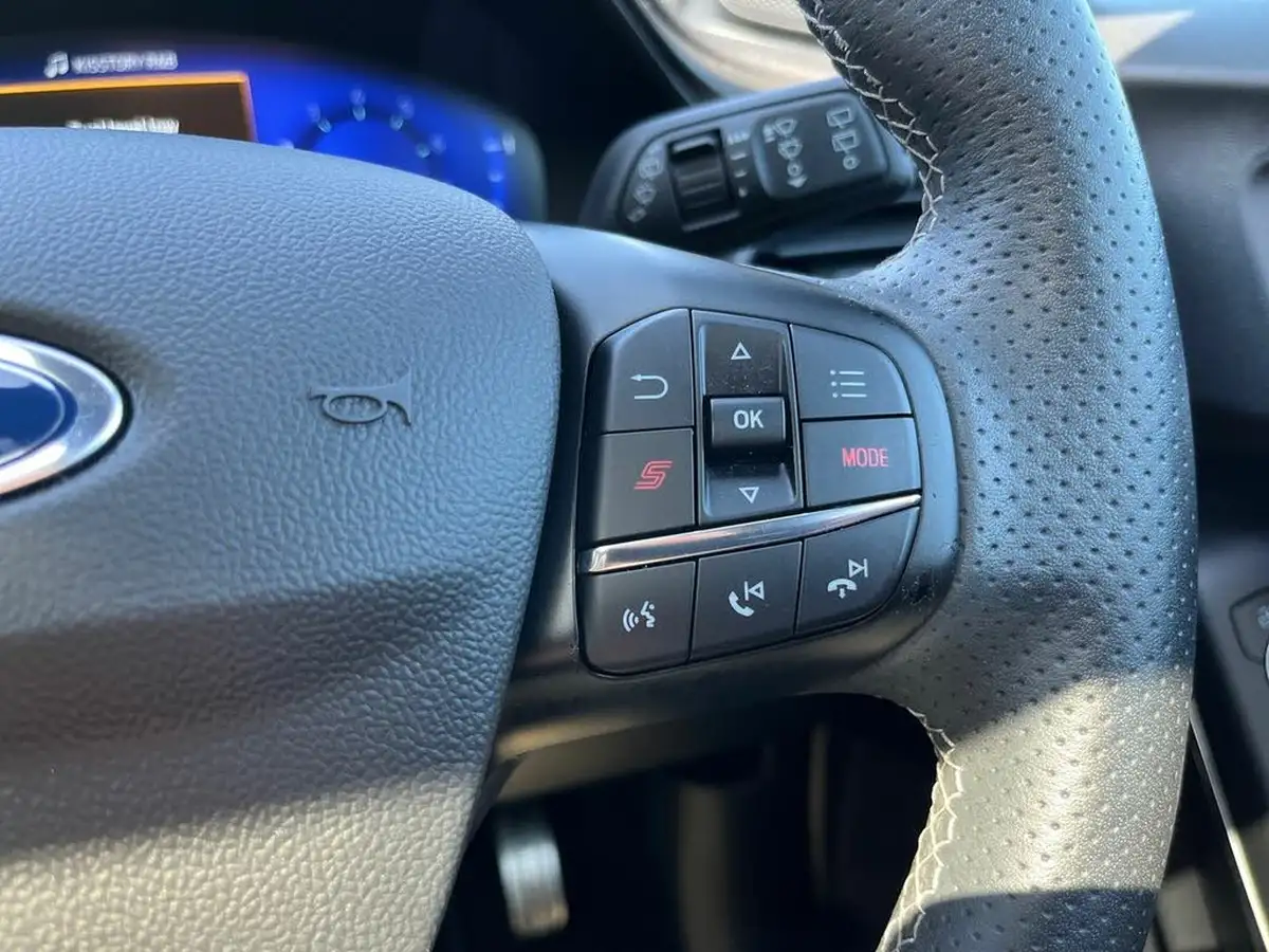 2022-ford-puma-suv-15-st-big-38