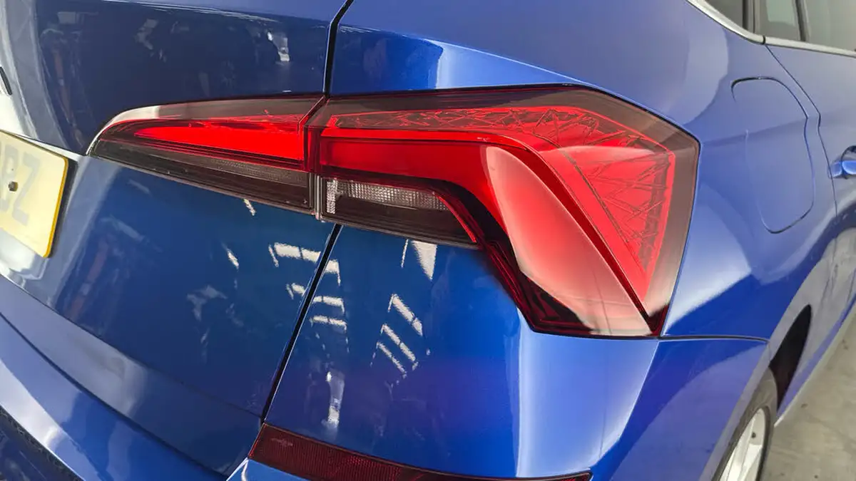 2021-skoda-kamiq-10-tsi-se-l-109ps-dsg-big-25
