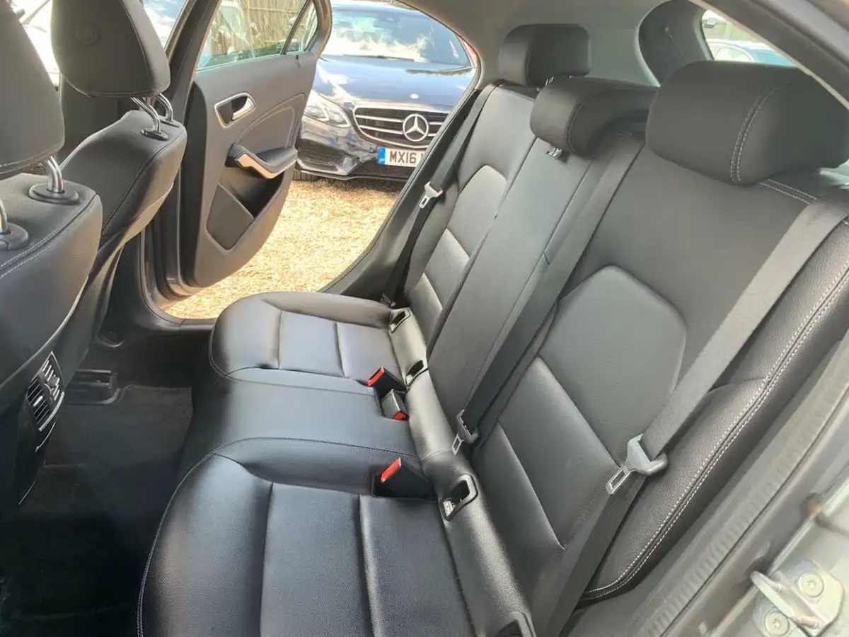 2018-mercedes-benz-a-class-15d-a180d-sport-109ps-premiumss-hatchback-5d-7g-dct-big-36