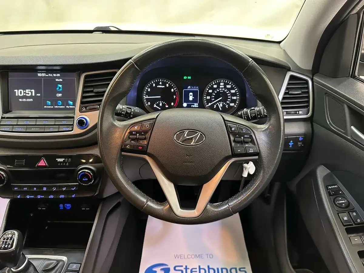 2018-hyundai-tucson-16-gdi-blue-drive-se-nav-big-10