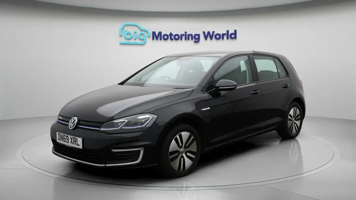 2019-volkswagen-golf-e-e-golf-big-3