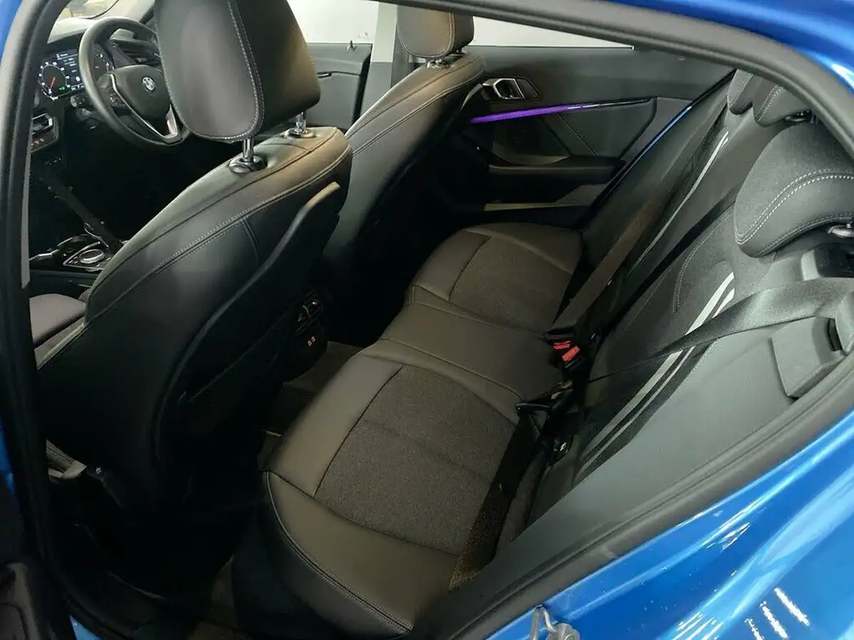 2020-bmw-1-series-20td-118d-sport-auto-big-17