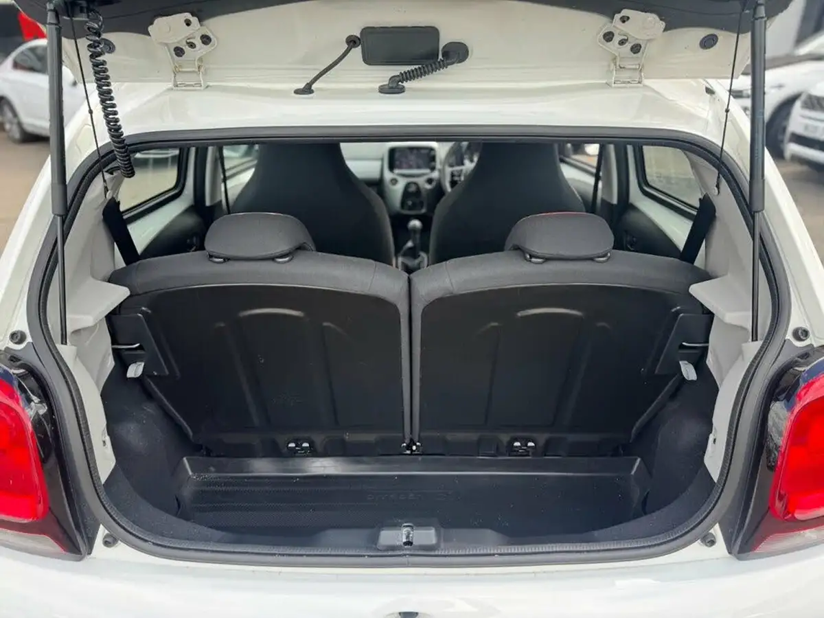 2017-citroen-c1-12-puretech-feel-5d-big-12