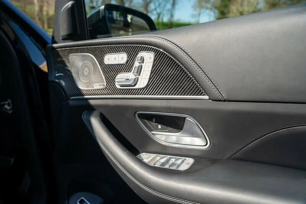 2023-mercedes-benz-gle-class-40-gle-63-s-634ps-5-seats-estate-big-27