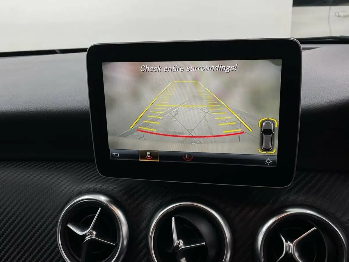 2017-mercedes-benz-a-class-21d-a200d-amg-line-premiumss-7g-dct-big-3