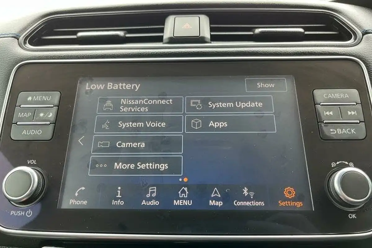 2024-nissan-leaf-e-tekna-39kwh-big-38
