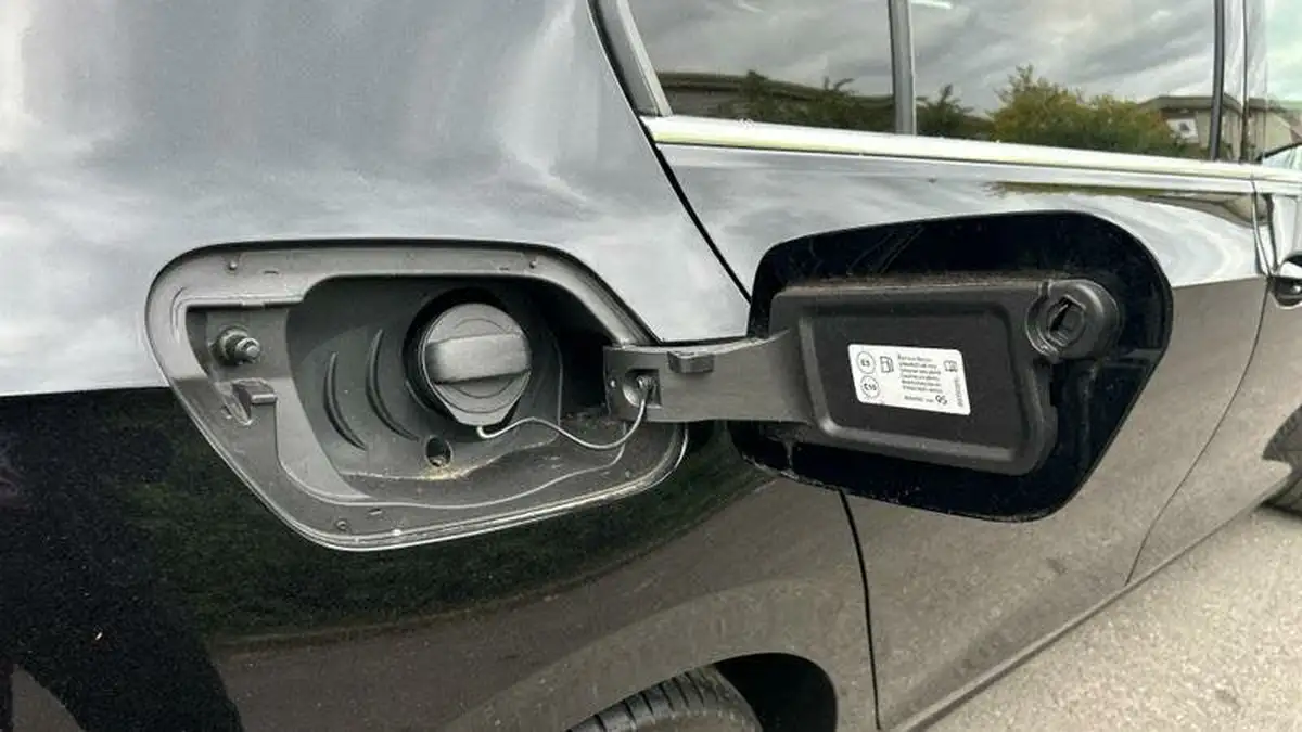 2023-volkswagen-golf-15-tsi-style-edition-150ps-big-14