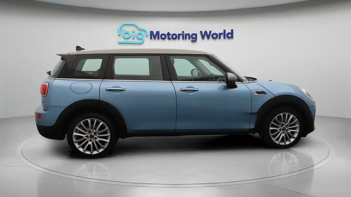 2018-mini-clubman-15-cooper-ss-big-8