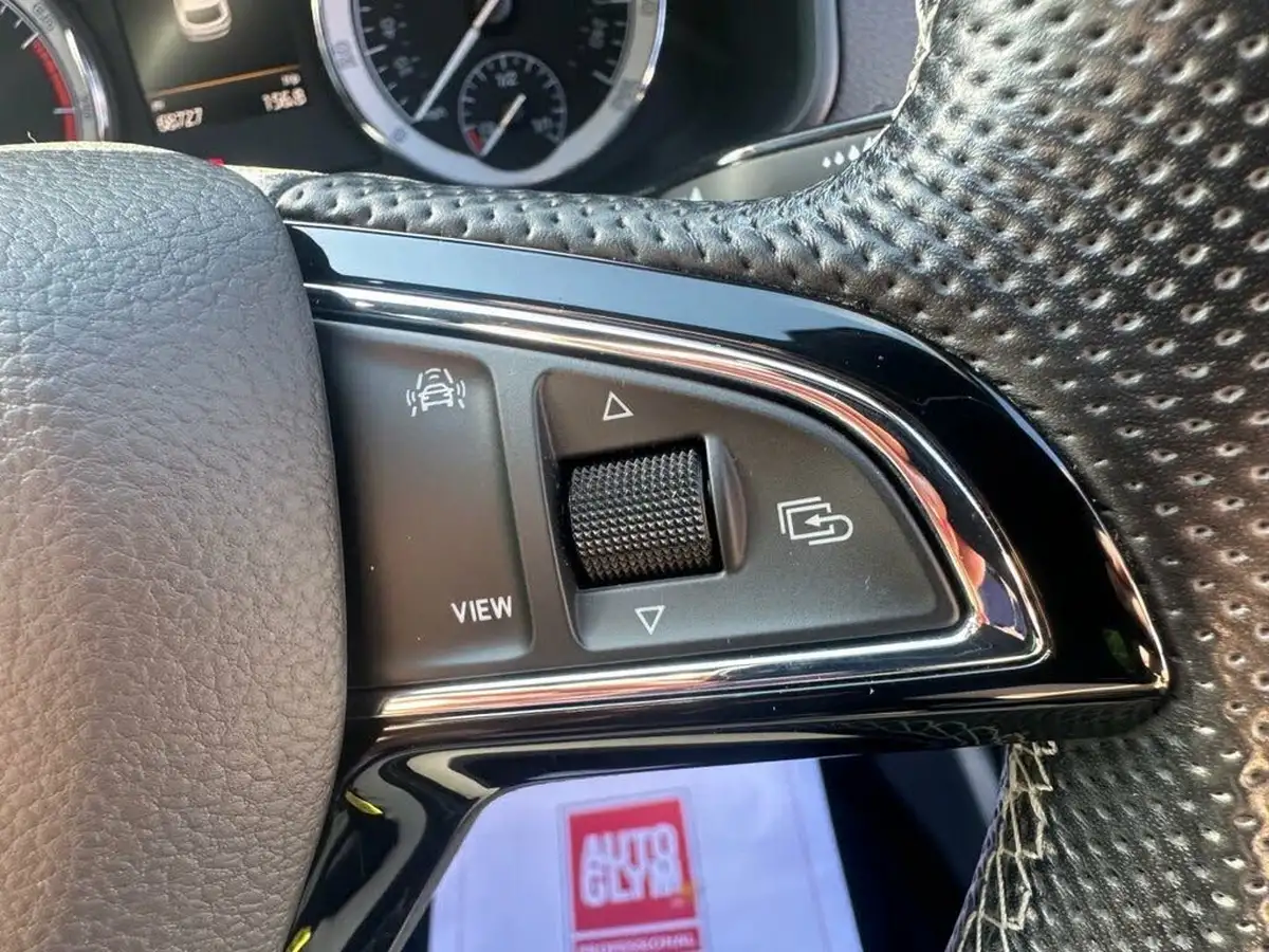 2019-skoda-karoq-15-tsi-sportline-dsg-big-35