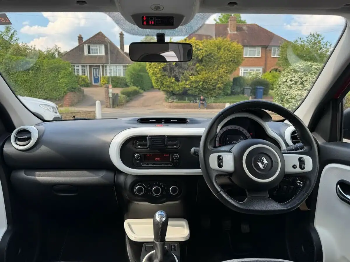 2017-renault-twingo-10-sce-dynamique-big-15