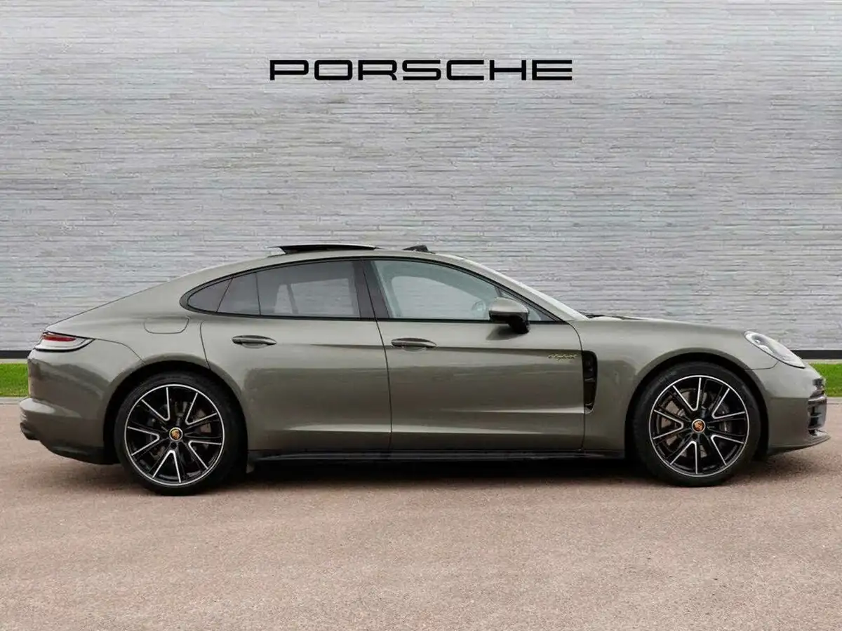 2023-porsche-panamera-30-4-e-hybrid-hatchback-big-1