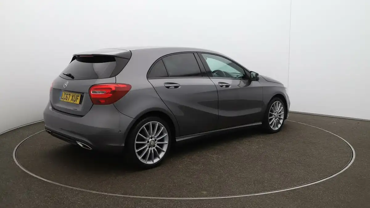 2018-mercedes-benz-a-class-15d-a180d-sport-109ps-executivess-hatchback-5d-7g-dct-big-50