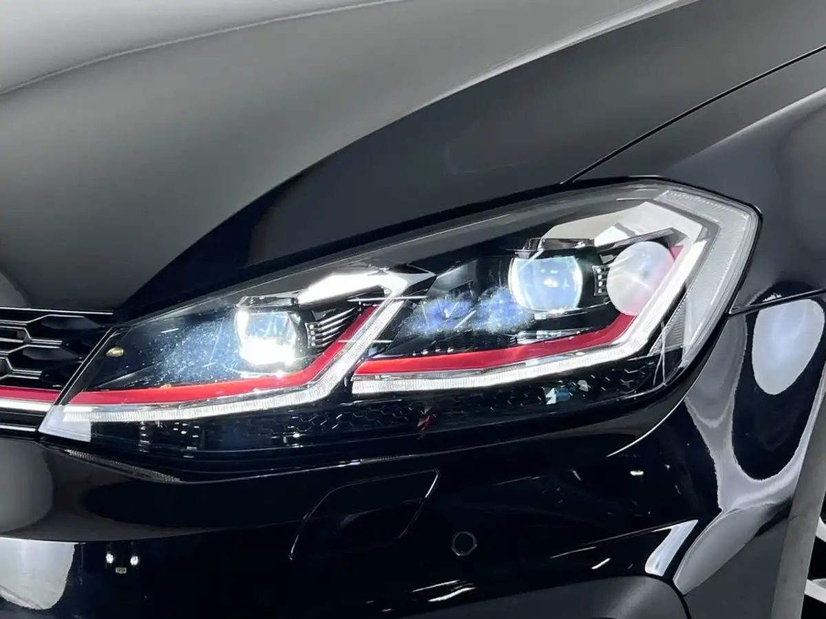 2019-volkswagen-golf-20-tsi-gti-performance-5d-dsg-big-7