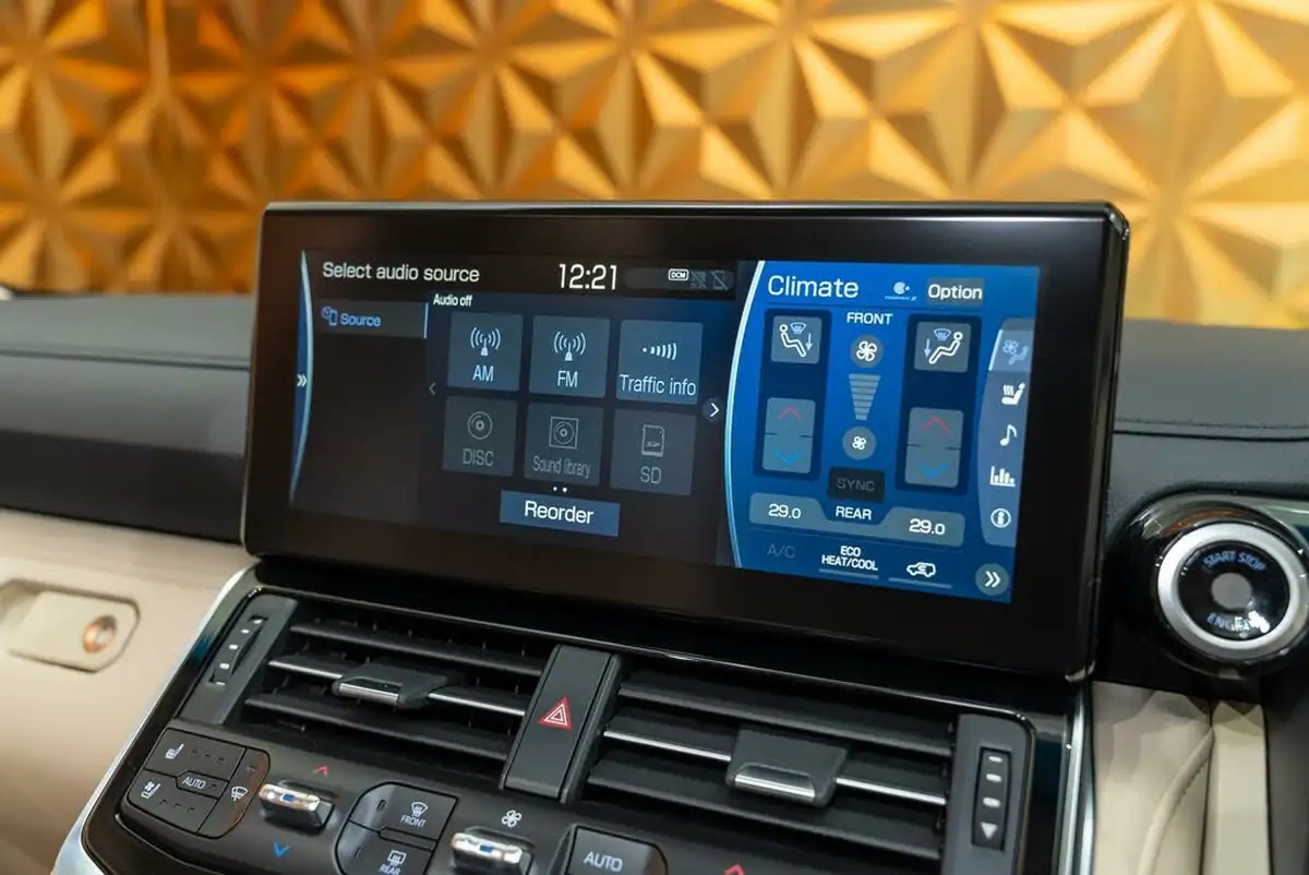 2024-toyota-land-cruiser-big-19