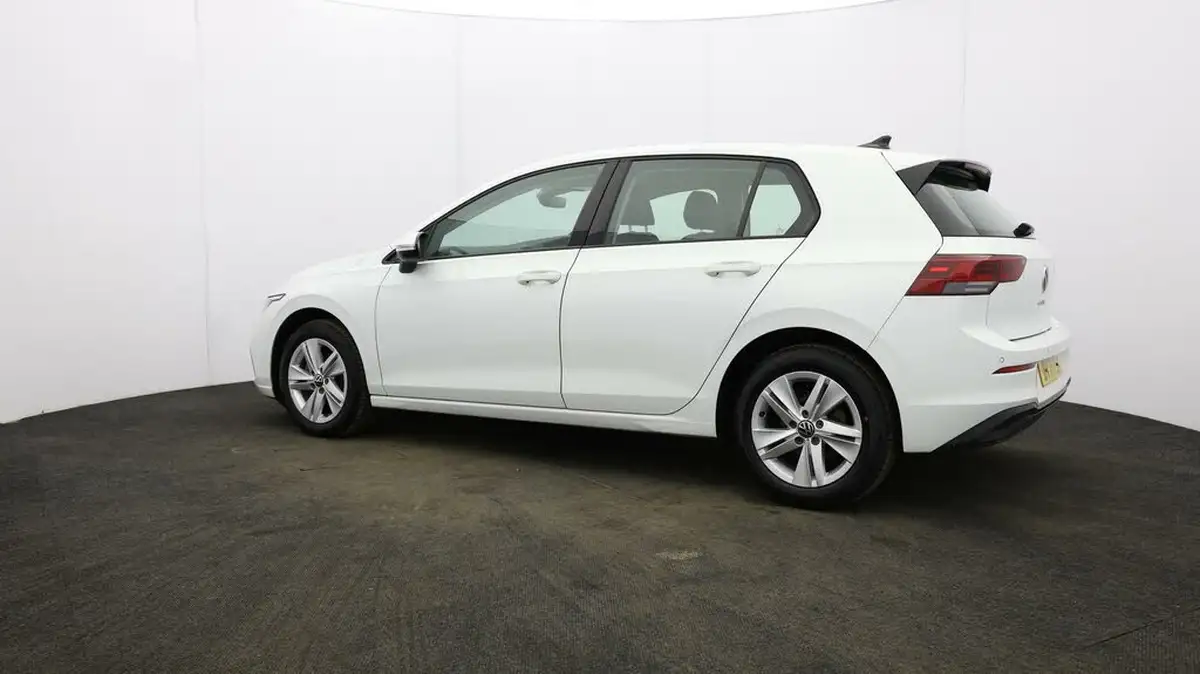 2021-volkswagen-golf-20tdi-life-hatchback-big-57