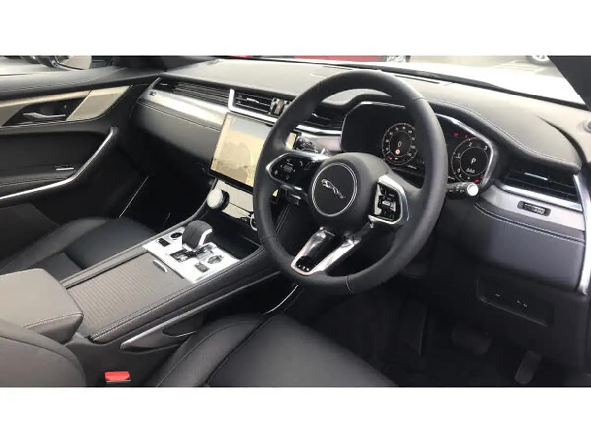 2024-jaguar-f-pace-20-d200-r-dynamic-s-big-22