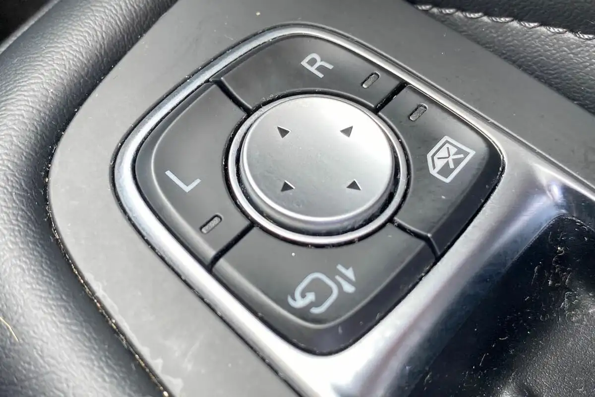 2023-mg-hs-15t-gdi-trophy-258ps-plug-in-hybrid-auto-big-30