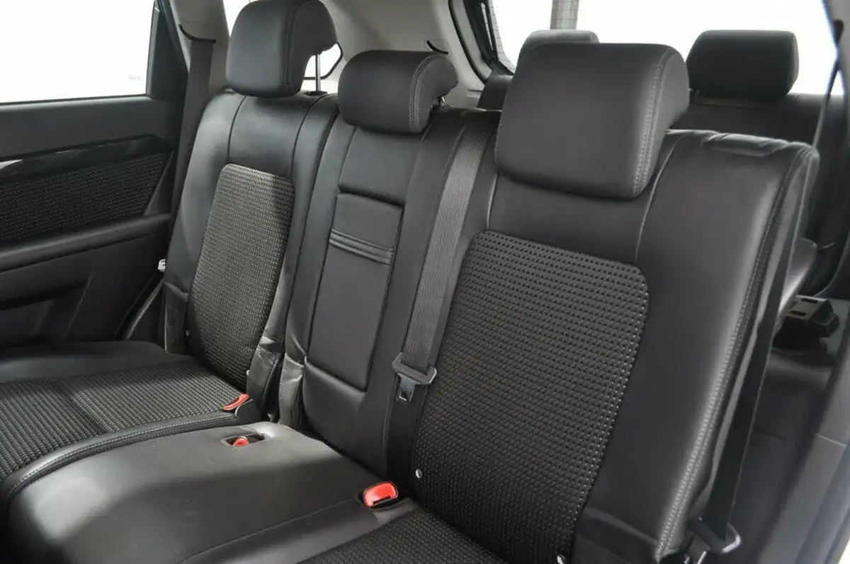 2012-chevrolet-captiva-22td-lt-22vcdi-7st-big-21