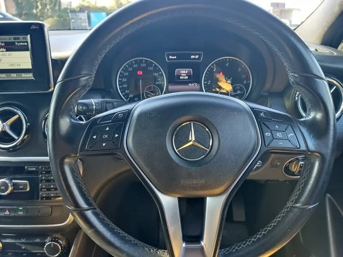 2013-mercedes-benz-a-class-15-cdi-a180-se-109ps-blue-f-big-15