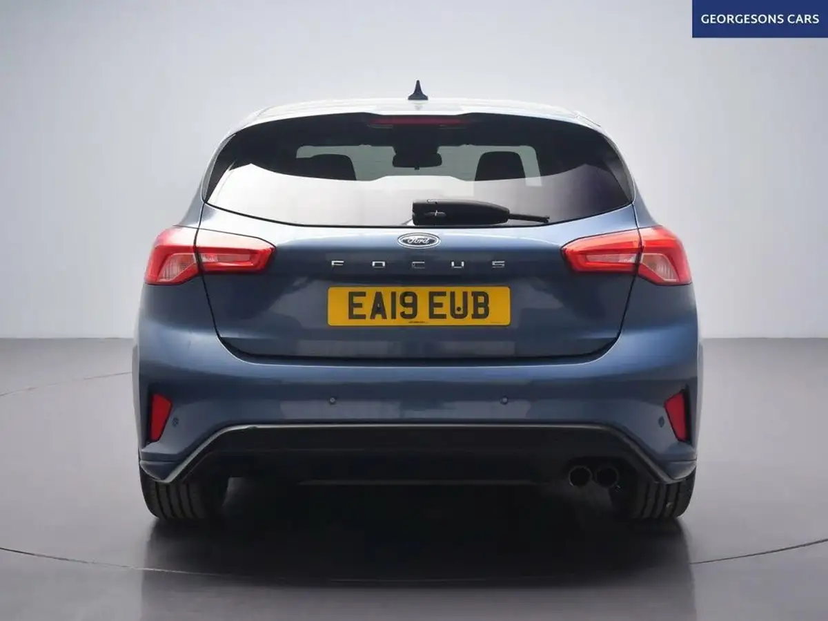 2019-ford-focus-10t-st-line-ss-hatchback-auto-big-7