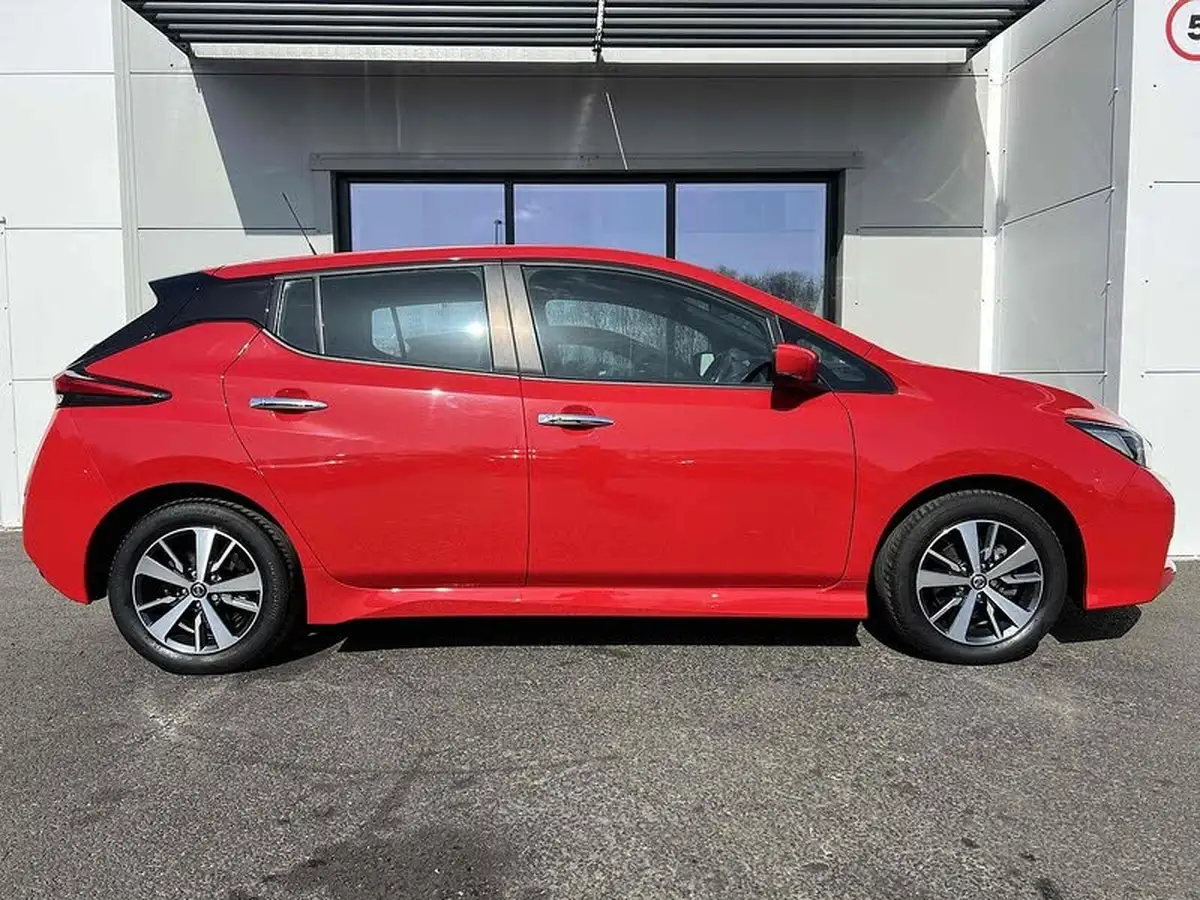 2021-nissan-leaf-e-acenta-big-7