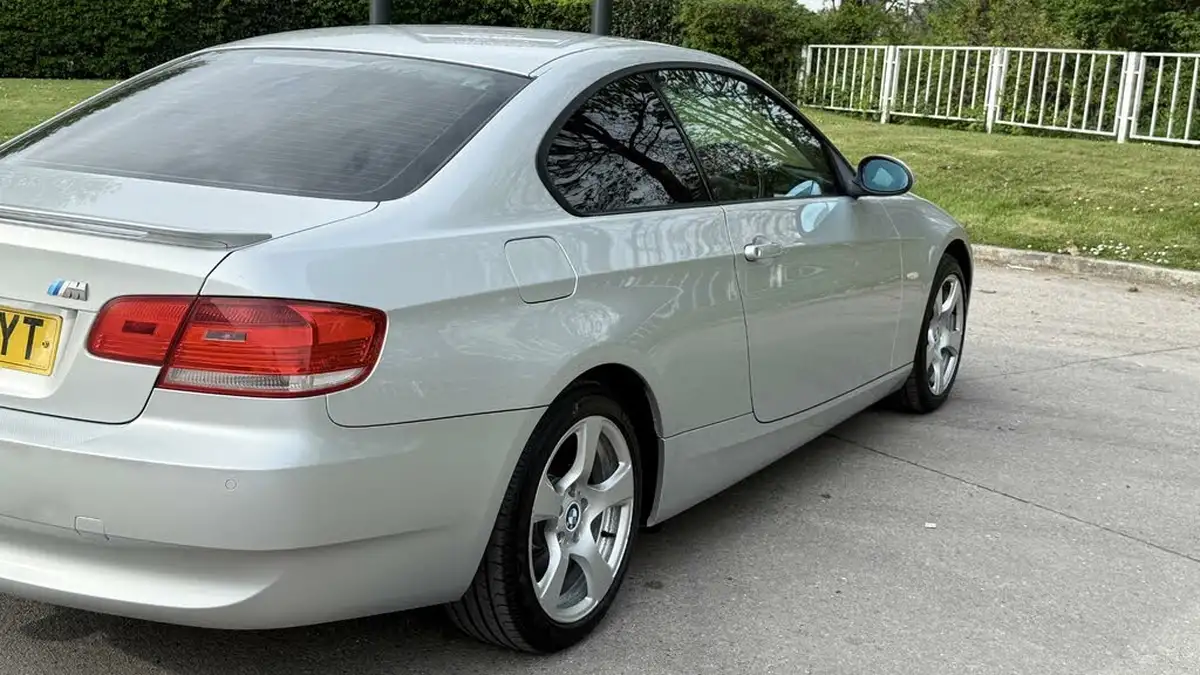 2007-bmw-3-series-20-320i-se-coupe-2d-auto-big-14