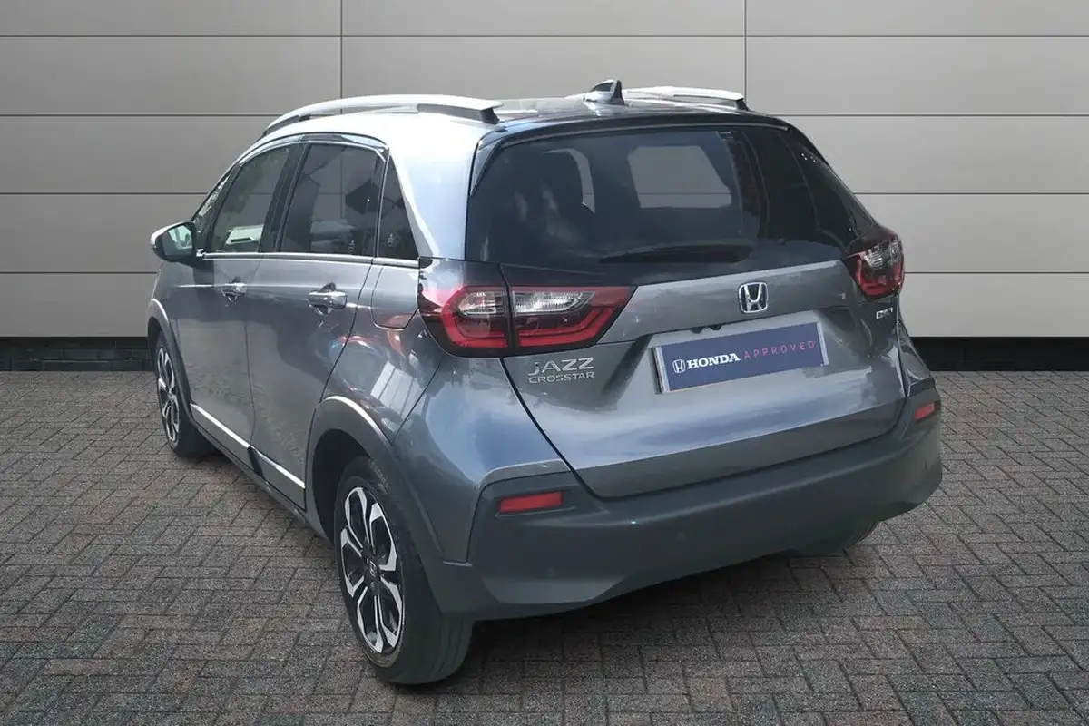 2021-honda-jazz-15-i-mmd-crosstar-ex-109ps-two-tone-big-2