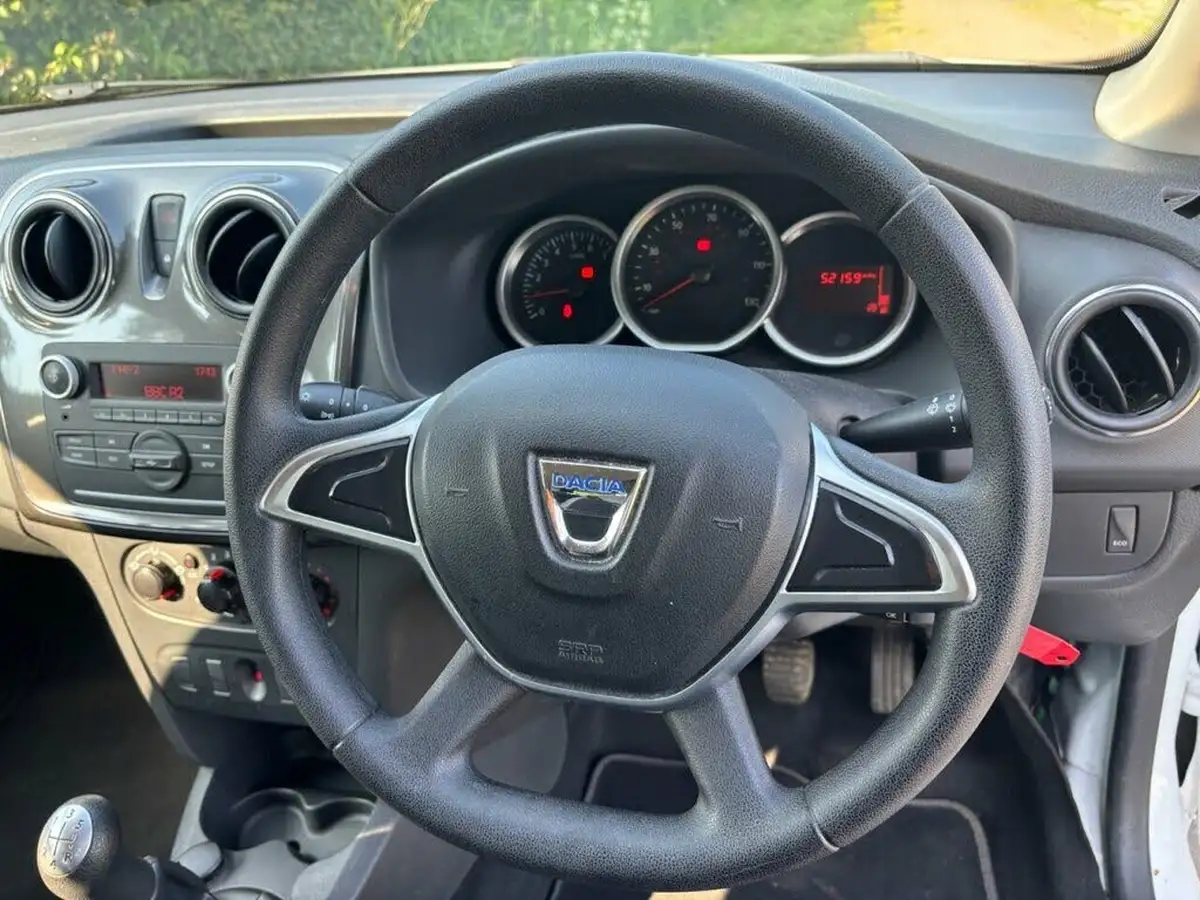 2017-dacia-sandero-stepway-09-tce-ambiance-big-3