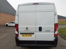 2022-peugeot-boxer-22-bluehdi-professional-premium-335-l3h2-panel-small-3