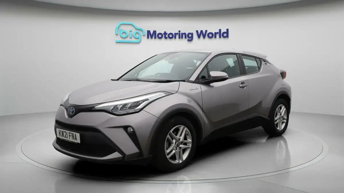 2021-toyota-c-hr-18-vvt-i-icon-big-3