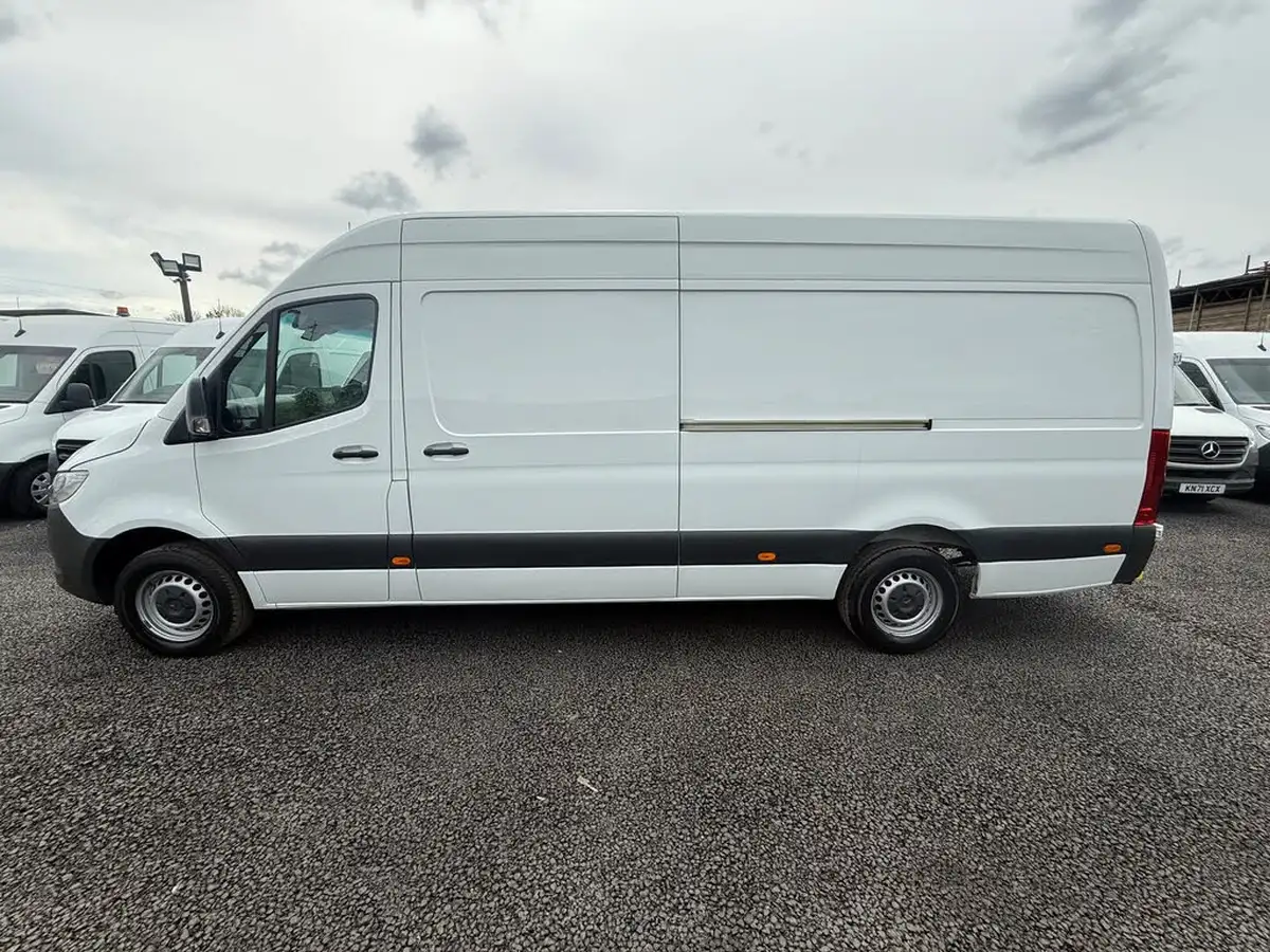 2021-mercedes-benz-sprinter-20cdi-315-l1h1-progressive-150pseu6dt-panel-rwd-eco-gear-360-big-9