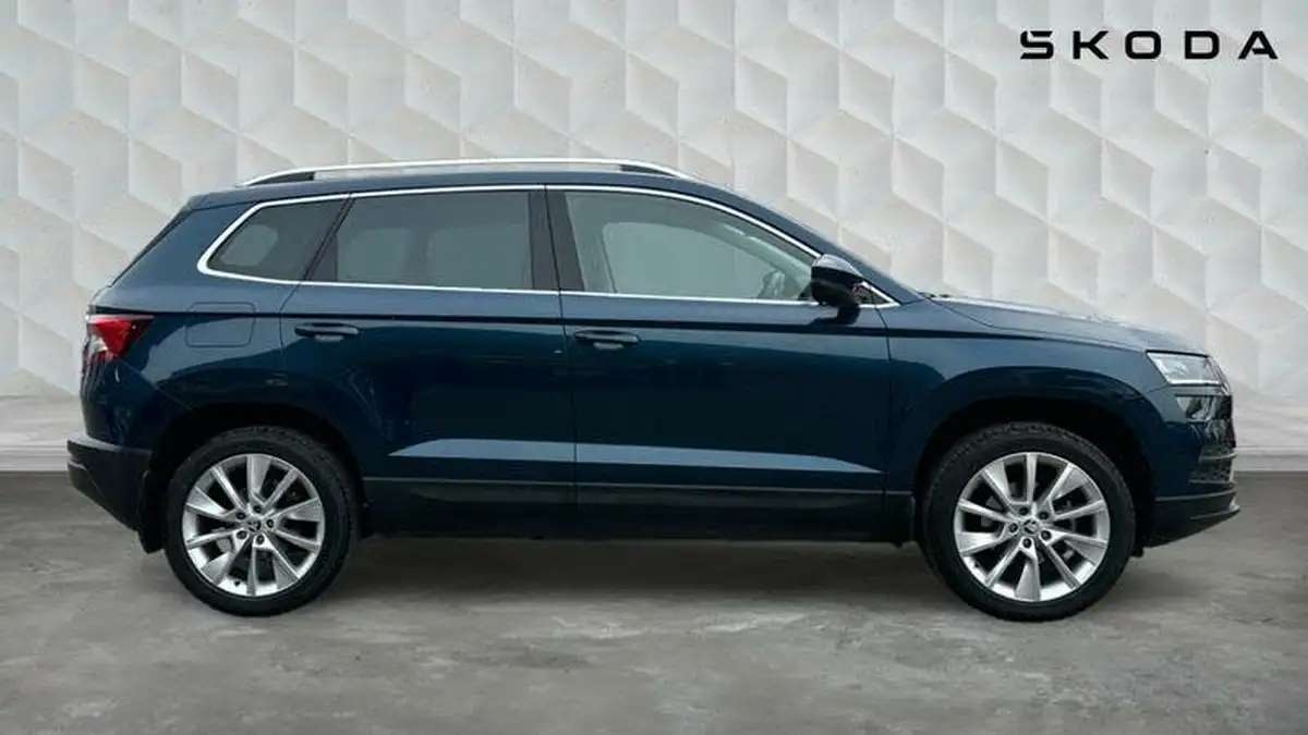 2019-skoda-karoq-15-tsi-se-l-dsg-big-3