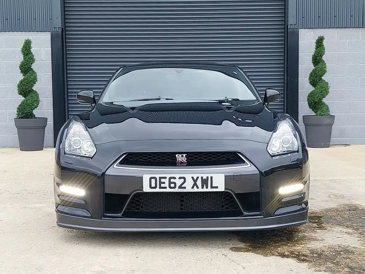 2012-nissan-gt-r-38-550ps-track-pack-auto-big-19