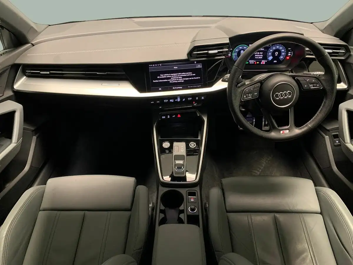 2021-audi-a3-14-40-tfsi-e-s-line-big-2