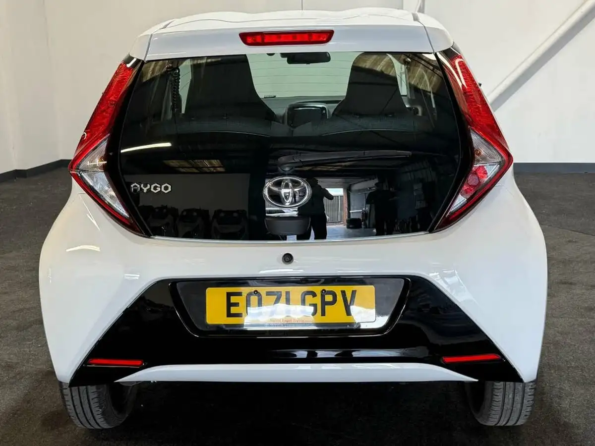 2021-toyota-aygo-10-vvt-i-x-play-tss-x-shift-big-5